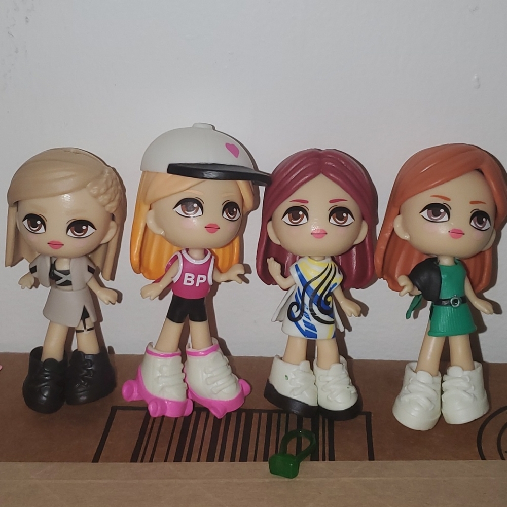 Jazwares Blackpink Rosè Dolls